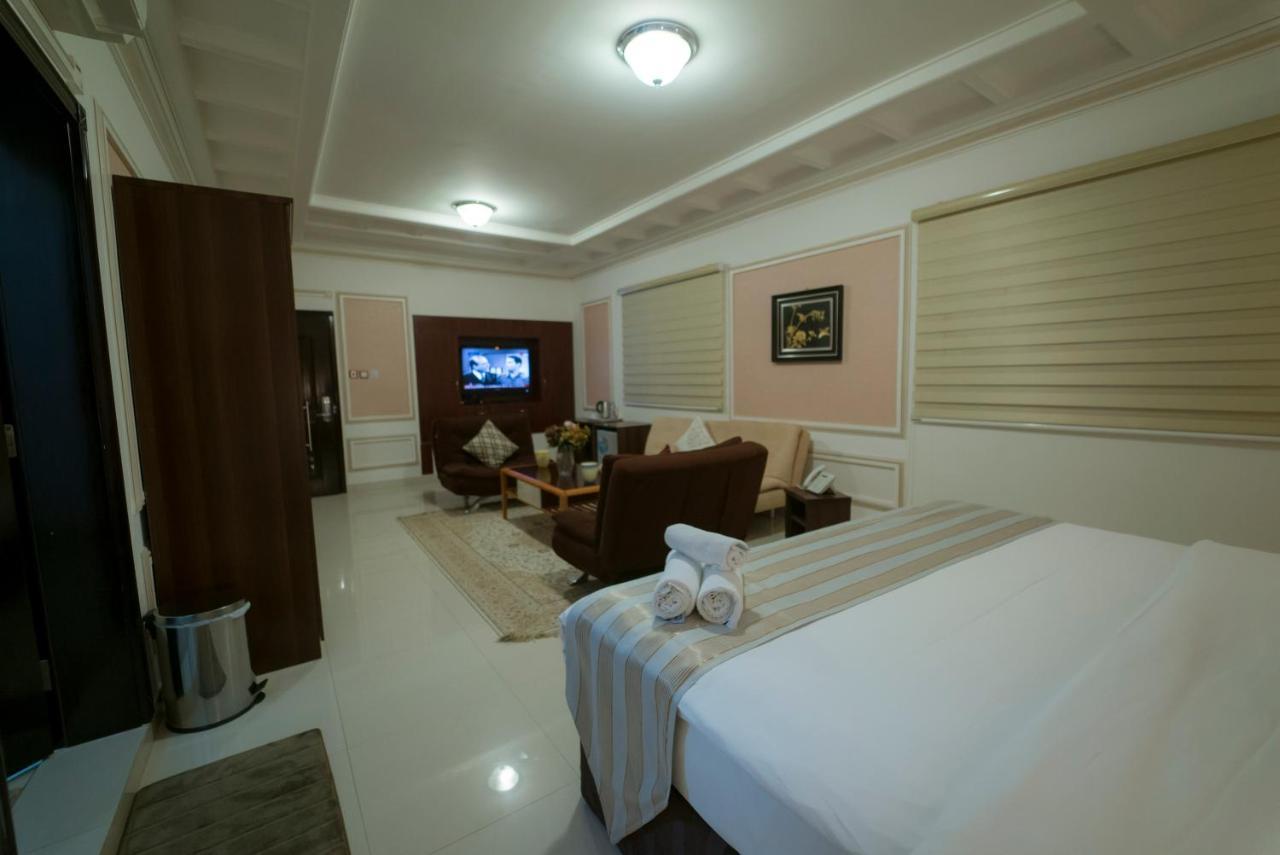 Hotel Al Ghubrah Plaza *
